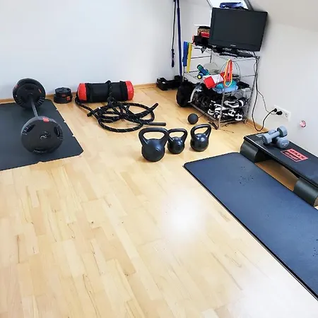 Zwischen Nord- Und Ostsee Mit Fitnessraum * Ostenfeld (Nordfriesland)